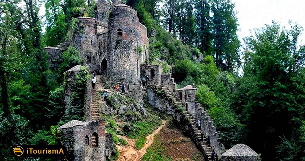 قلعه رودخان یکی از بناهای تاریخی بسیار قدیمی در استان گیلان