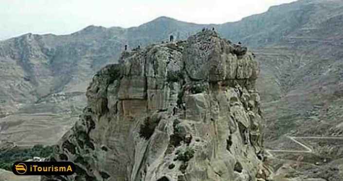 Poshtab Castle
