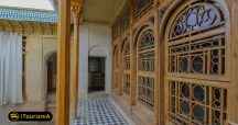 موزه مشکین فام در خانه فروغ الملک در شیراز برپا شده است