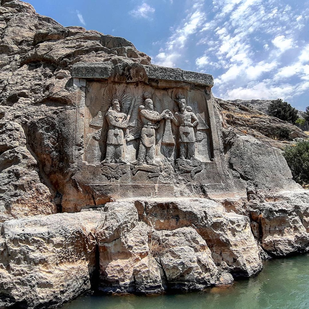 طاق بستان