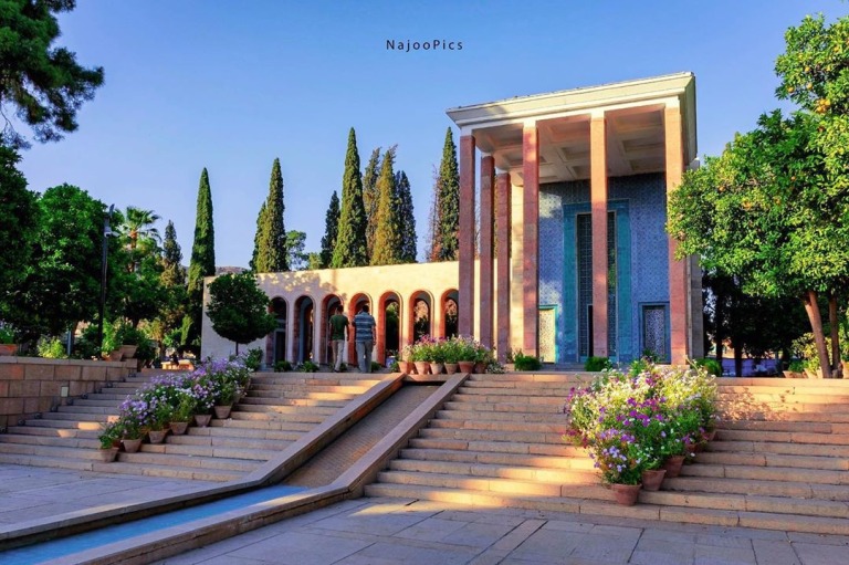 آرامگاه سعدی