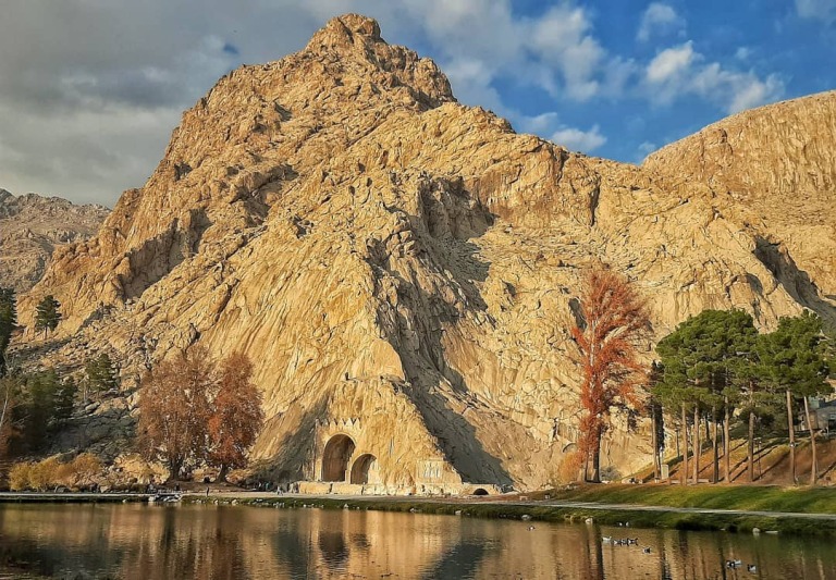 طاق بستان