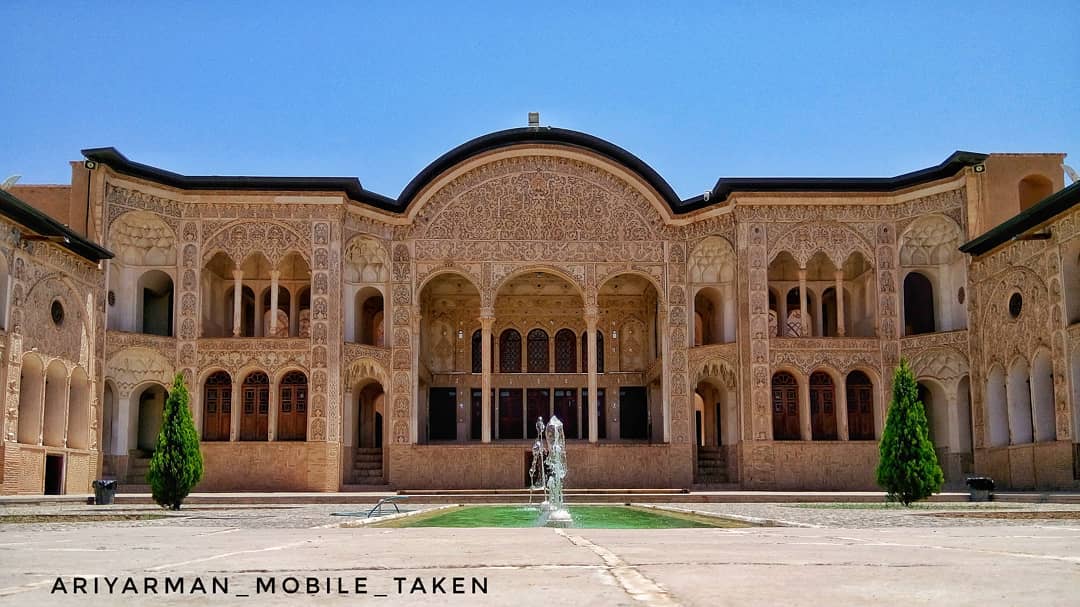 خانه طباطبایی