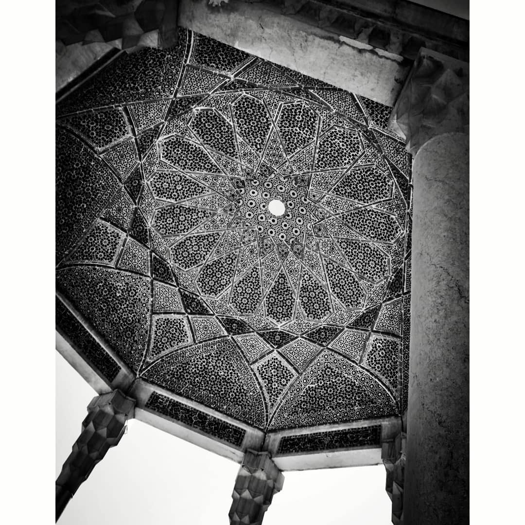 آرامگاه حافظ (حافظیه)