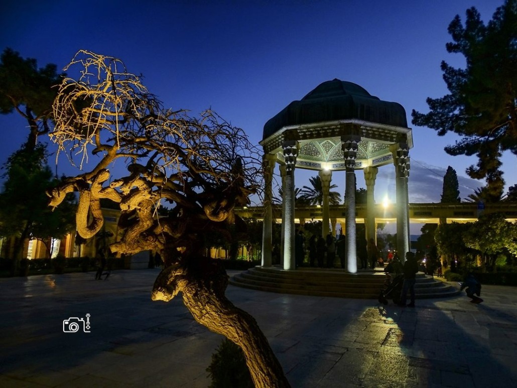 آرامگاه حافظ (حافظیه)