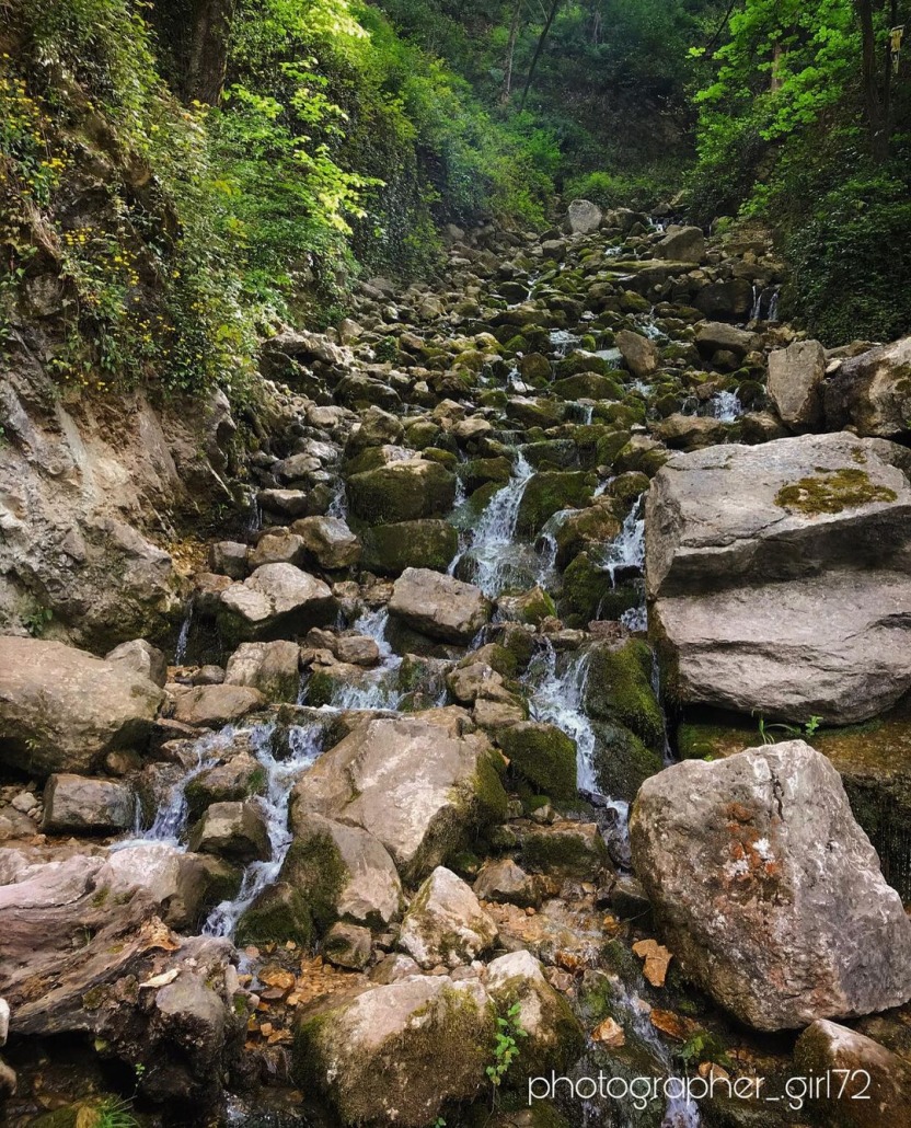 آبشار آب پری